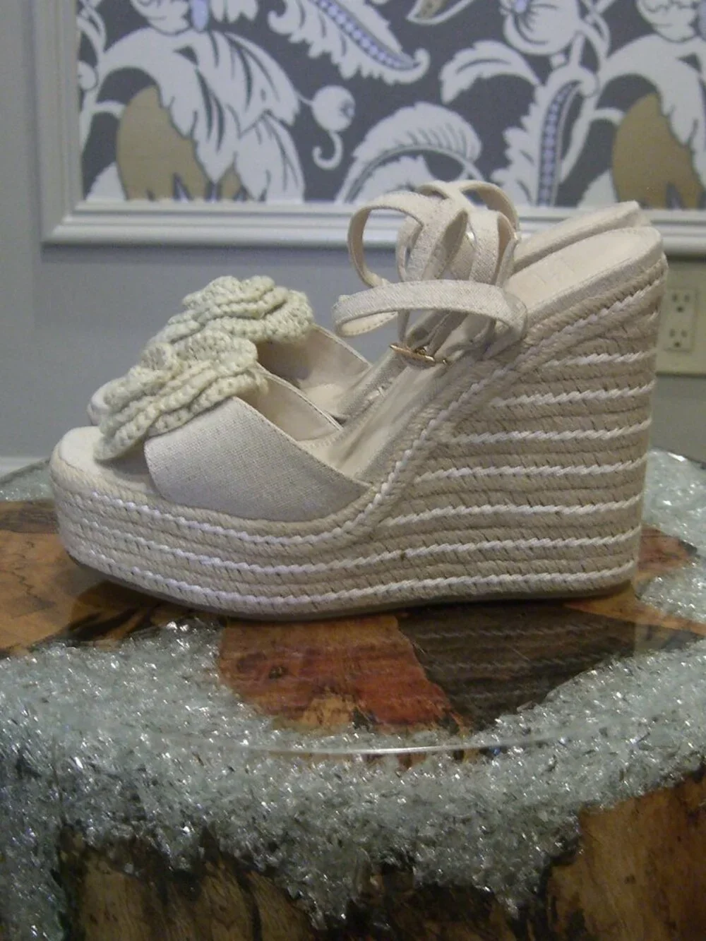 NIB ASOS DESIGN TASHA NATURAL CROCHET FLOWER ESPADRILLES SHOES 7.5M